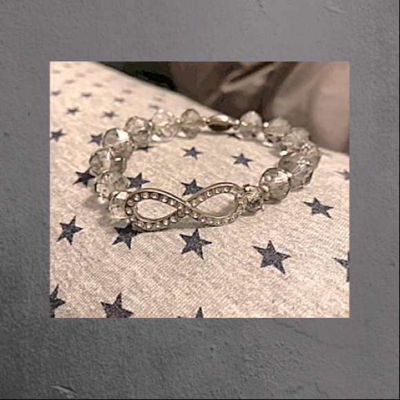Infinity bracelet - Picture 3 of 3
